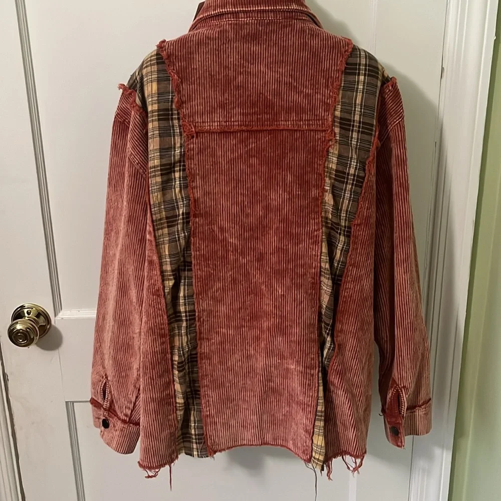 New With Tags! Pol corduroy shacket. Size medium - Picture 3 of 7